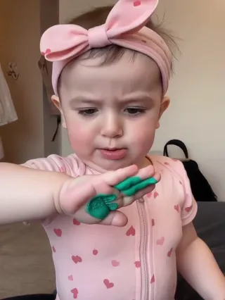 Hand Groove